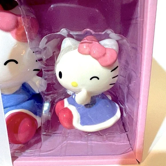 🎀Hello Kitty Mug Set - Picture 2 of 6